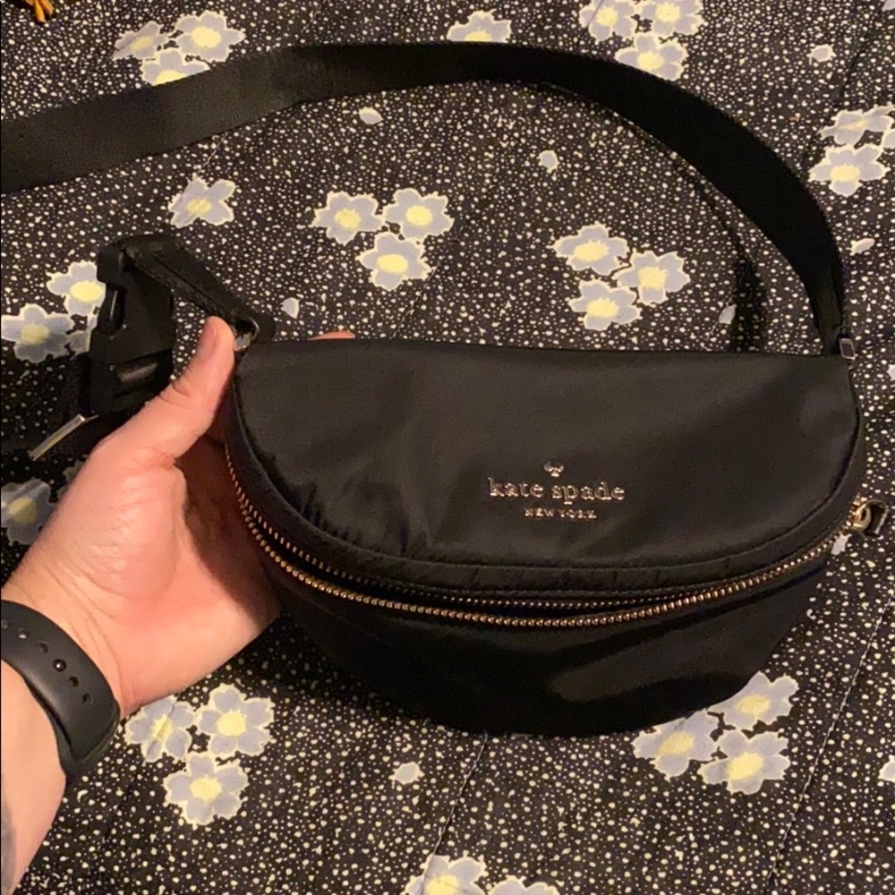 Kate Spade black fanny pack ♠️